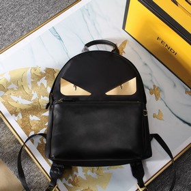 Рюкзак FENDI из нейлона с кожаными вставками С вставленным изобра