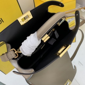 FENDI Средняя сумка Два отделения, разделенных жесткой перегород