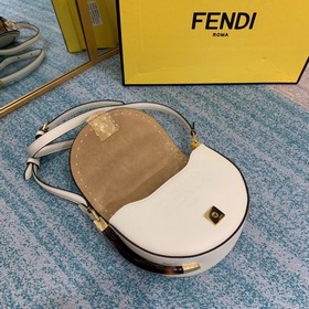 FENDI Сумка-седло из весенне-летней коллекции Высококачественная