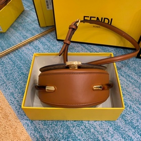 FENDI Новая сумка-седло Модель №： 8BT346, весенняя коллекция Выс