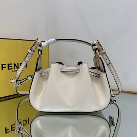 FENDI Мини-сумка с завязками, изготовлена из полиуретановой ткан