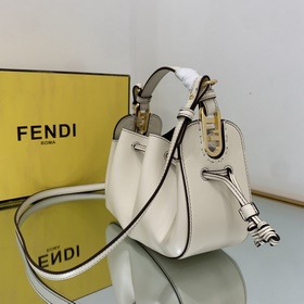 FENDI Мини-сумка с завязками, изготовлена из полиуретановой ткан