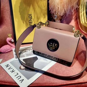 FENDI &nbsp;Новейшая мини-сумка с клапаном на весну-лето, с ф
