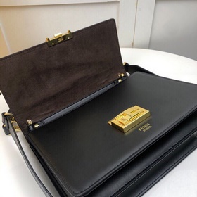 FENDI Kan l Черная кожа с тиснением FF цвета мокко, с двумя плеч
