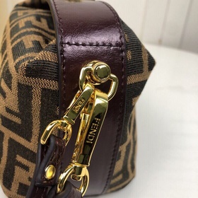 FENDI Кофе с коричневой линией. Мини-сумка FD в форме ланч-бокса