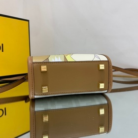 FENDI  Мини-сумка из ткани с ручным узором, украшенная ручной ин