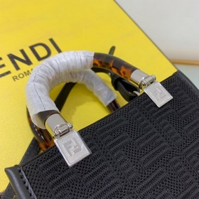 Новейшая сумка для мобильного телефона FENDI с 3D-текстурой FF mi