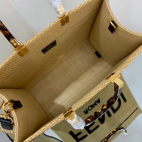 FENDI Черный Сумка из соломы с ручкой Ручно плетеная сумка-тоут 