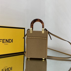 FENDI Мини-сумка через плечо из кожи черепахового цвета Милая Св