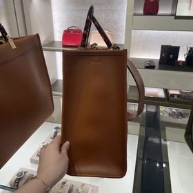 FENDI Карамель Маленькая сумка сумка-тоут «Солнечный рукав» Амбр