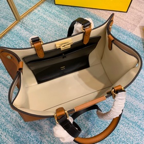 FENDI Новая сумка для покупок Артикул： 674 Сумка Peekaboo X-Lit