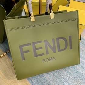 Сумка FENDI Новая модель Большая сумка с двумя ручками Твердый о