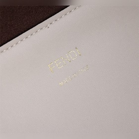 Сумка FENDI Сумка с моднымиллюстрациями художников из весенне-ле