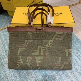 FENDI Новейшая сумка для покупок из серии «Рыбий глаз» Внутренн