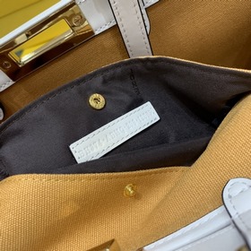 Сумка FENDI Новейшая сумка для покупок из серии Fish Eye Внутре