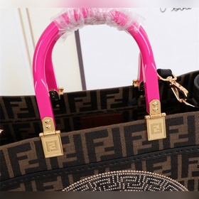 Сумка FENDI Маленькая сумка  Сумка-тоут «Sunny Handle» Простой 