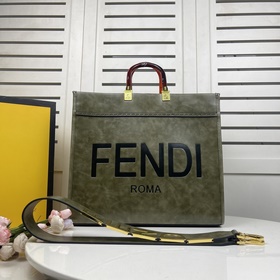 FENDI TOTE сумка «Солнечный рукав» Простой дизайн с логотипом из