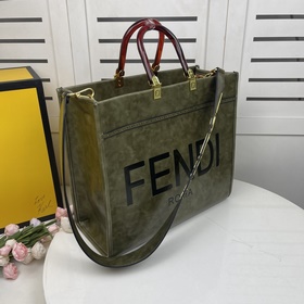 FENDI TOTE сумка «Солнечный рукав» Простой дизайн с логотипом из