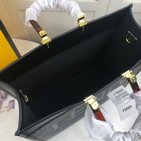 FENDI TOTE сумка «Солнечный рукав» Простой дизайн с логотипом из 