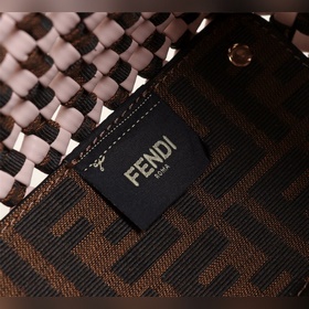 FENDI Новая сумка среднего размера из серии FF Tote, полностью р