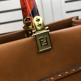 FENDI TOTE сумка «Солнечный рукав» Простой дизайн с логотипом из