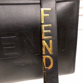 FENDI TOTE сумка «Солнечный рукав» Простой дизайн с логотипом из