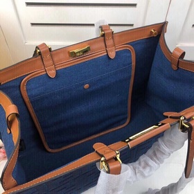 Средняя сумка FENDI Peekaboo X-Tote С внутренними карманами фирме