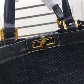 Средняя сумка FENDI Peekaboo X-Tote С внутренними карманами фирме