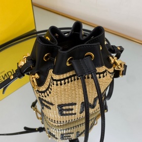 FENDI Плетеный мешок Сумка-ведро из соломы с высокой эстетическо