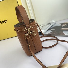 FENDI Сумка-ведро Mon Tresor Размеры 12*18*10 см, новейшая модел