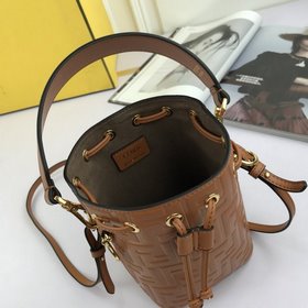 FENDI Сумка-ведро Mon Tresor Размеры 12*18*10 см, новейшая модел