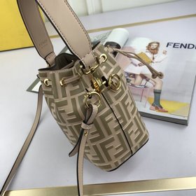 FENDI Mon Tresor сумка-ведро Размеры 12*18*10 см, новейшая модел
