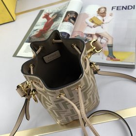 FENDI Mon Tresor сумка-ведро Размеры 12*18*10 см, новейшая модел