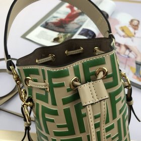 FENDI Mon Tresor сумка-ведро Размеры 12*18*10 см, новейшая модел