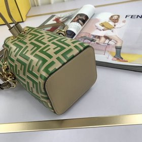 FENDI Mon Tresor сумка-ведро Размеры 12*18*10 см, новейшая модел