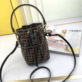 FENDI Сумка-ведро Mon Tresor Размеры 12*18*10 см, новейшая модел