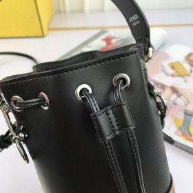 FENDI  Mon Tresor сумка-ведро Размеры 12*18*10 см, новейшая моде