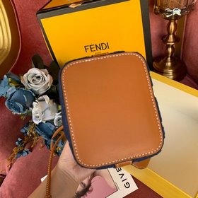 Новая сумка FENDI в форме ведерка С шнурком и фирменными деталями