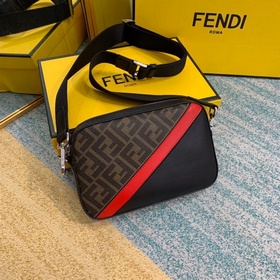 FENDI Компактная сумка через плечо с застежкой-молнией Регулируе