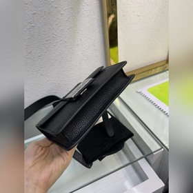 FENDI импортная кожа верхнего слоя, детали, небольшой рюкзак для 