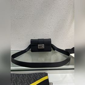 FENDI импортная кожа верхнего слоя, детали, небольшой рюкзак для 