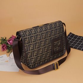 FENDI Мужская сумка из ткани FENDI Модель： 6512 (маленькая)： кор