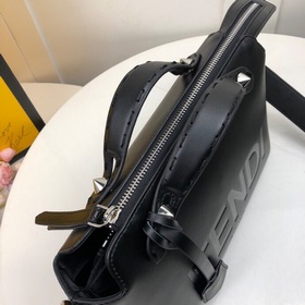 FENDI by the way Бостонская сумка с ручкой из итальянской кожи С