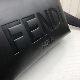 FENDI by the way Бостонская сумка с ручкой из итальянской кожи С