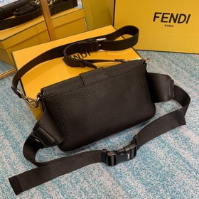 FENDI Серебряная застежка Стандартная сумка Baguette с квадратно