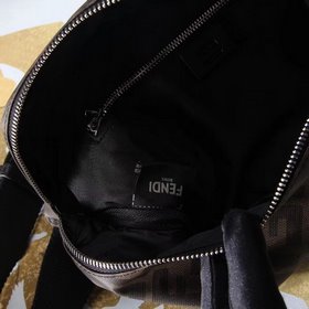 FENDI Поясная сумка с застежкой-молнией и сумка через плечо с рег