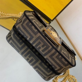 FENDI Совместная коллекция Сумка-багет с квадратной сумкой-багет