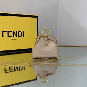 FENDI Мини-размер, светло-розовый Новая модель First Под руковод