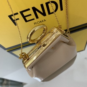 FENDI Мини-размер, светло-розовый Новая модель First Под руковод