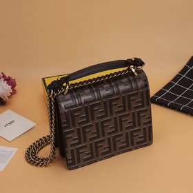 FENDI Сумка через плечо с цепочкой Модель： 8839 Кофейный Размер